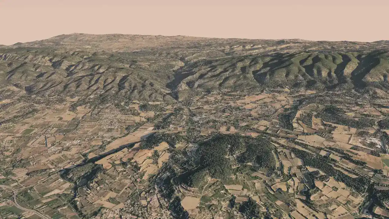 Le relief de Lourmarin, dans le Vaucluse, vu du ciel